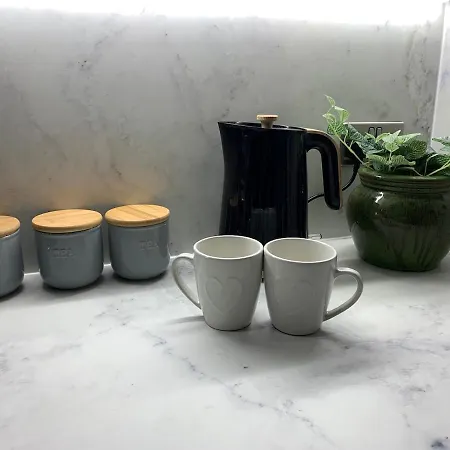 Luxury Pet Friendly 3 Bedroom With Copper Bath بيت للعطل