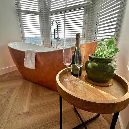 بيت للعطل Luxury Pet Friendly 3 Bedroom With Copper Bath